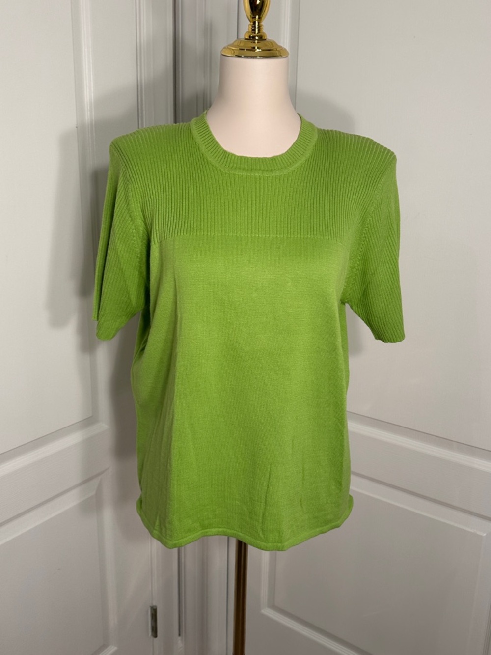 Roofer Green Short-Sleeve Knit Top Sz XL